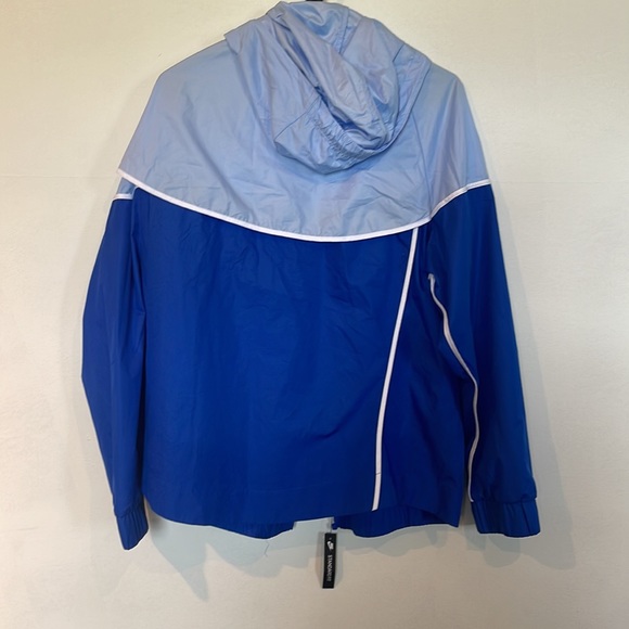 Blue Nike Windbreaker - Picture 5 of 5